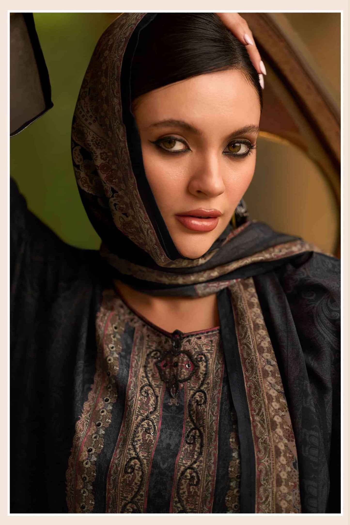 Varsha Fashion Paisley Veil