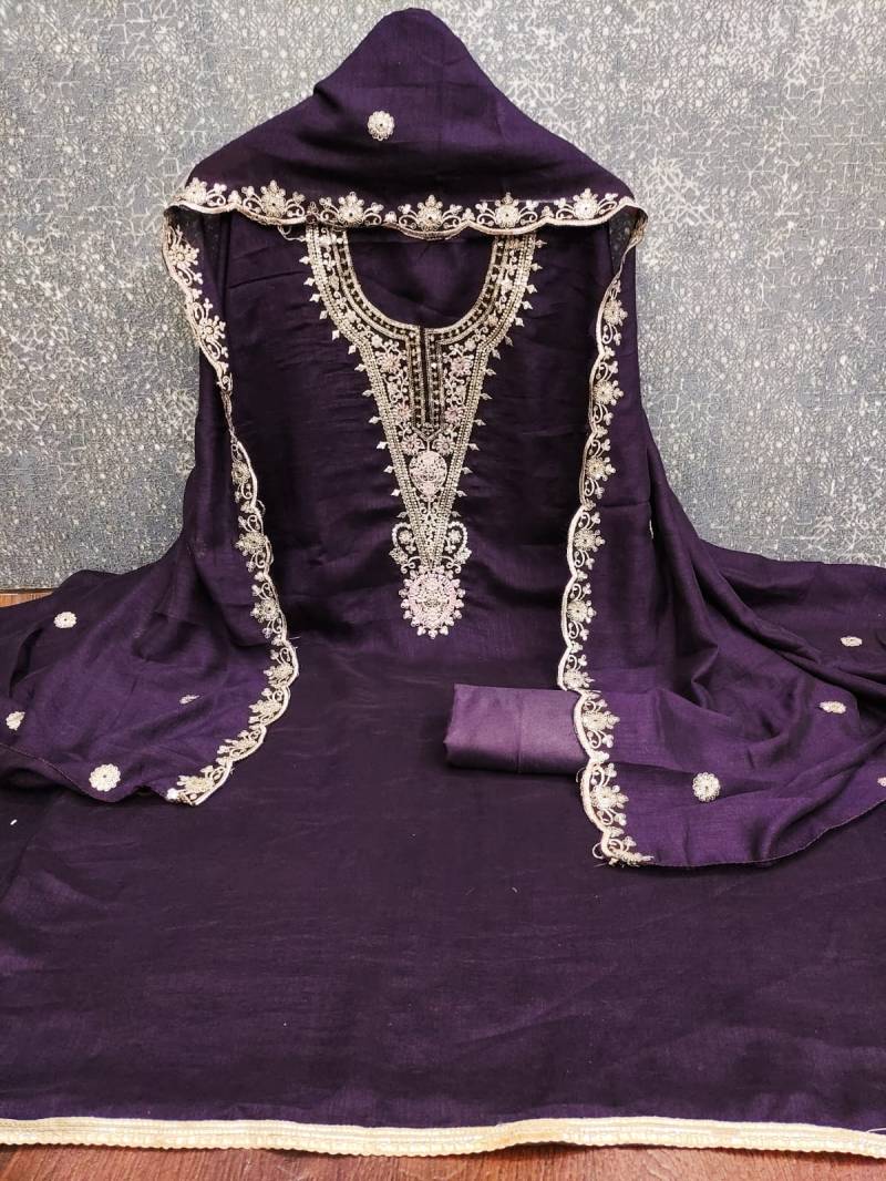 Vichitra 652