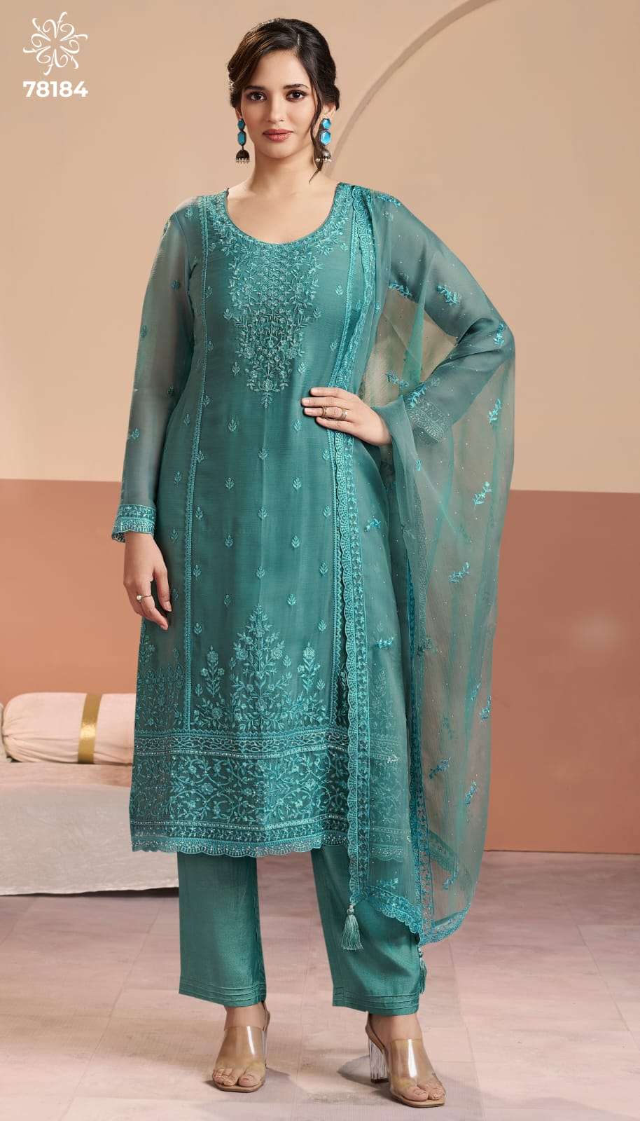 Vinay Fashion Kuleesh Inayyah