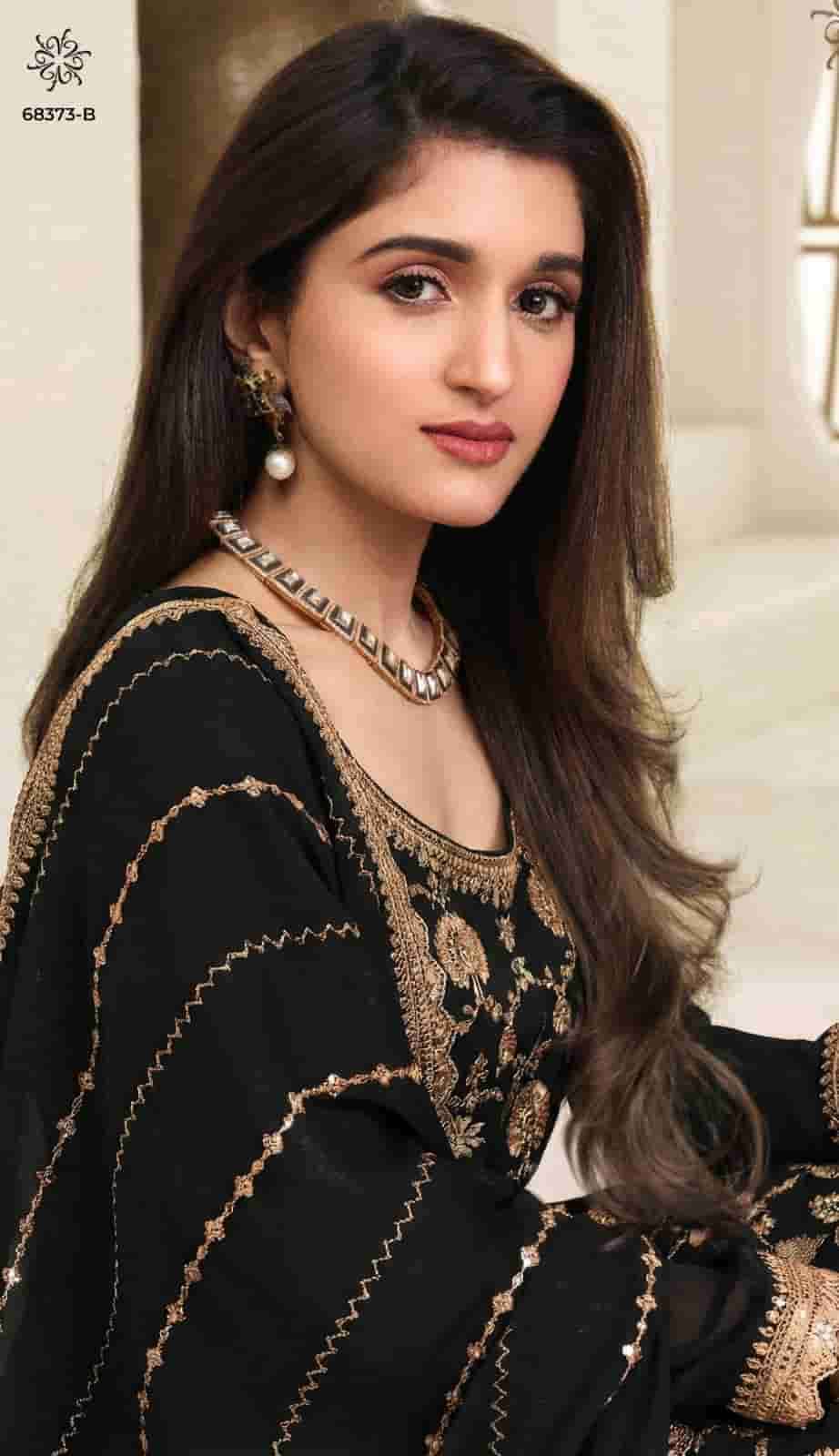 Vinay Fashion Kuleesh Karva Color Plus