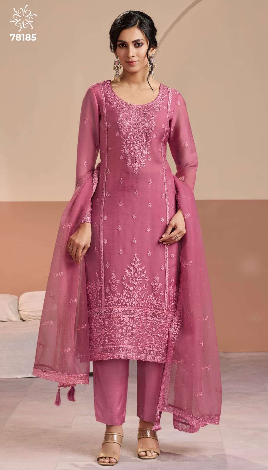 Vinay Fashion Kuleesh Inayyah