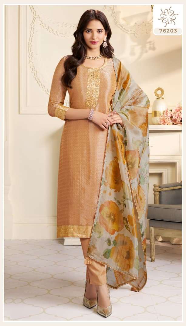 Vinay Fashion Kuleesh Kanchi