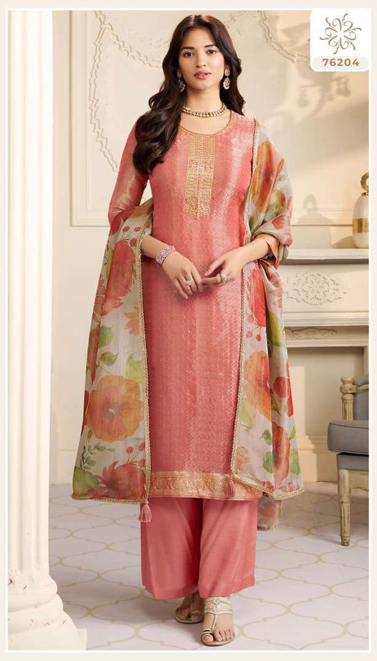 Vinay Fashion Kuleesh Kanchi