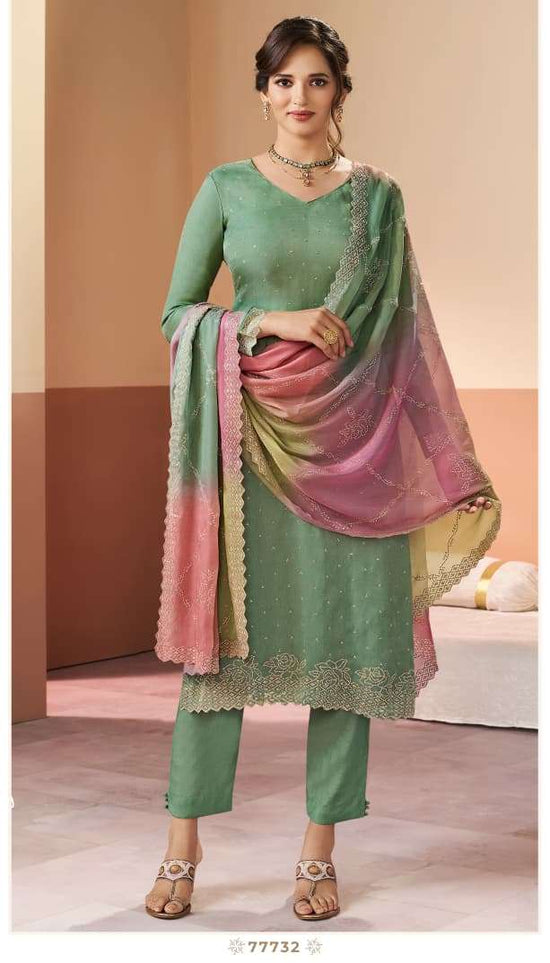 Vinay Fashion Kuleesh Ranggatt
