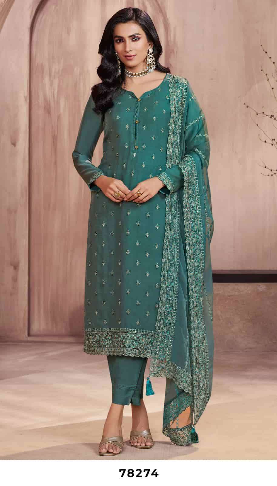 Vinay Fashion Soneri