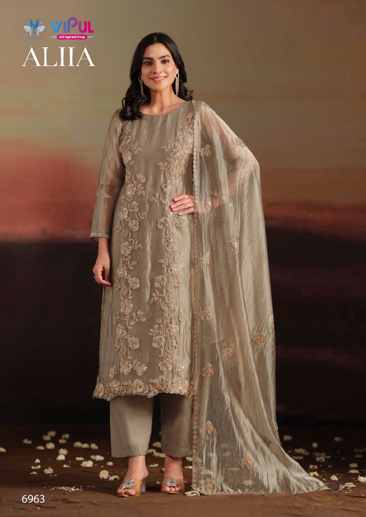 Vipul Fashion Allia Catonic Silk Organza Dress Material