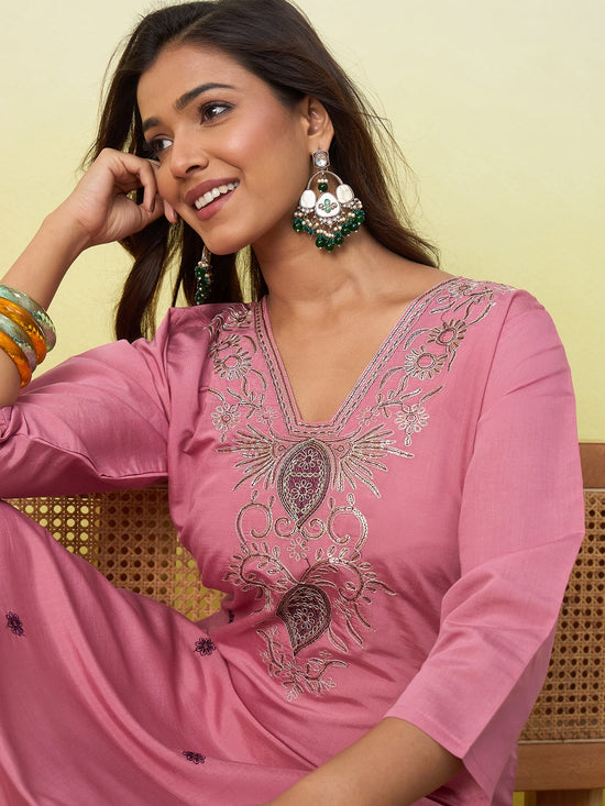 Vp 9877 Viscose Roman Silk Embroidered Kurti - Amrah Wholesale
