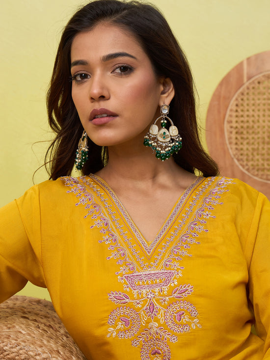 Vp 9877 Viscose Roman Silk Embroidered Kurti