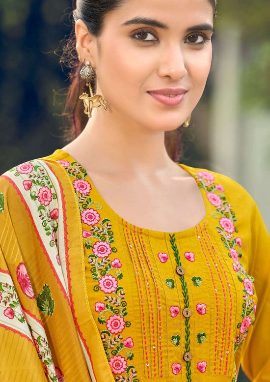 Woodee Bawree Premium Rayon Kurti Pant Dupatta Set