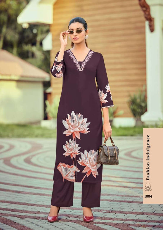 WOODEE Harmeen Rayon Printed Kurti Pant Set