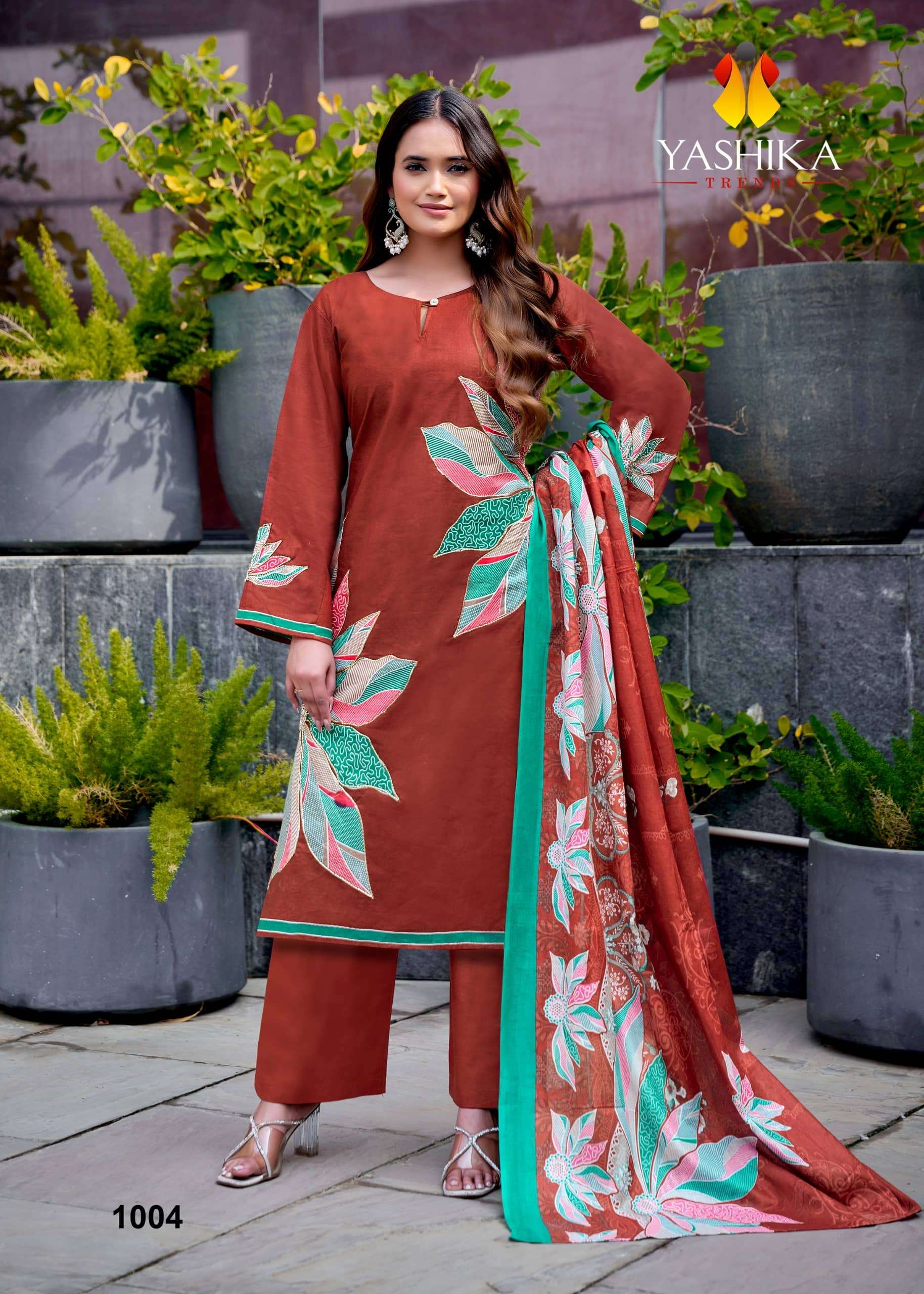 Yashika Trendz Anayisha